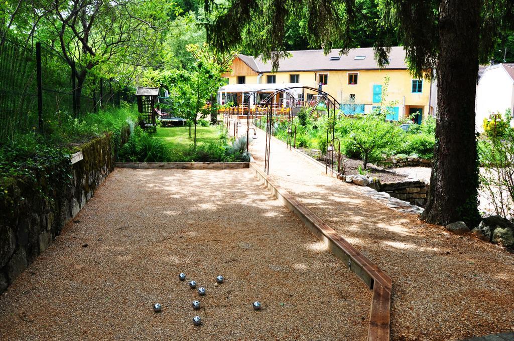 Auberge De Portout Chanaz Exterior photo